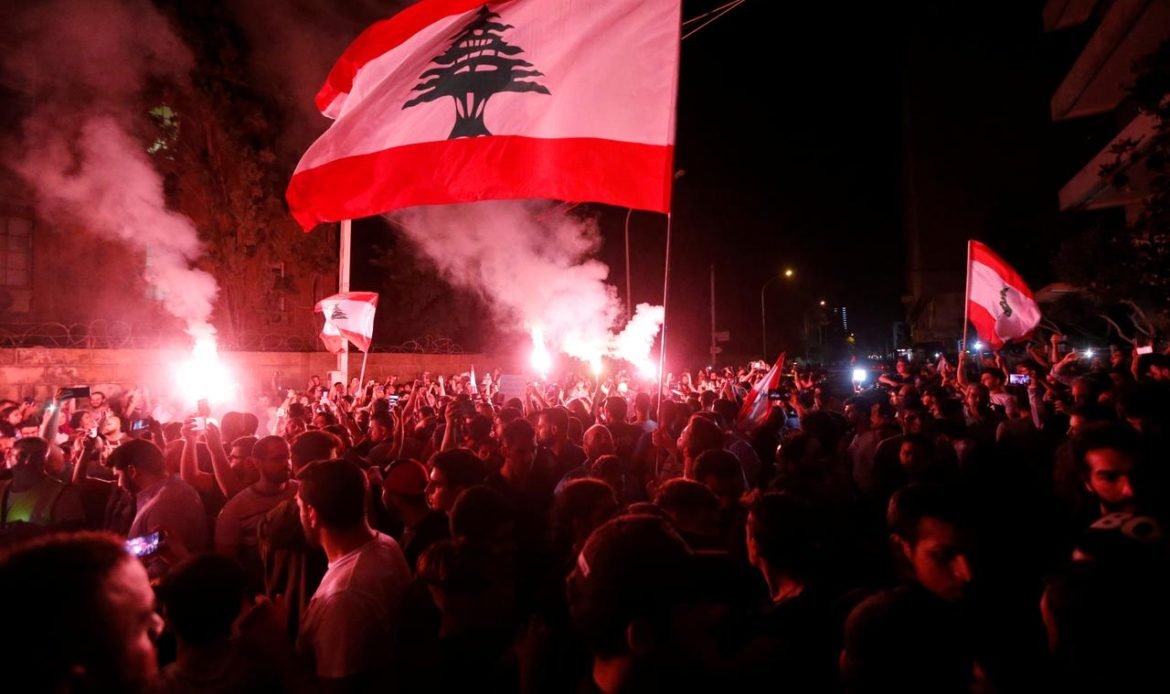 Army helicopters fly over Lebanese cities urging people to stay home over coronavirus