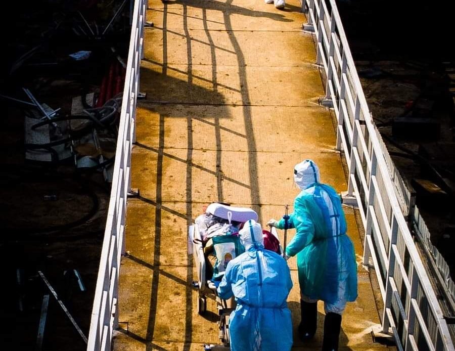 Chechnya’s Kadyrov Puts On Protective Suit, Meets With Doctors & COVID-19 Patients