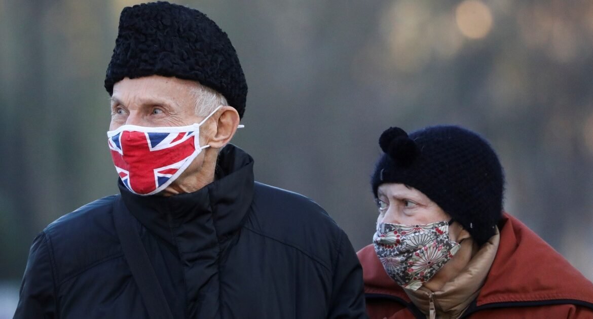 Scientists urge UK to consider ‘Plan B’ with Covid-19 cases high and rising