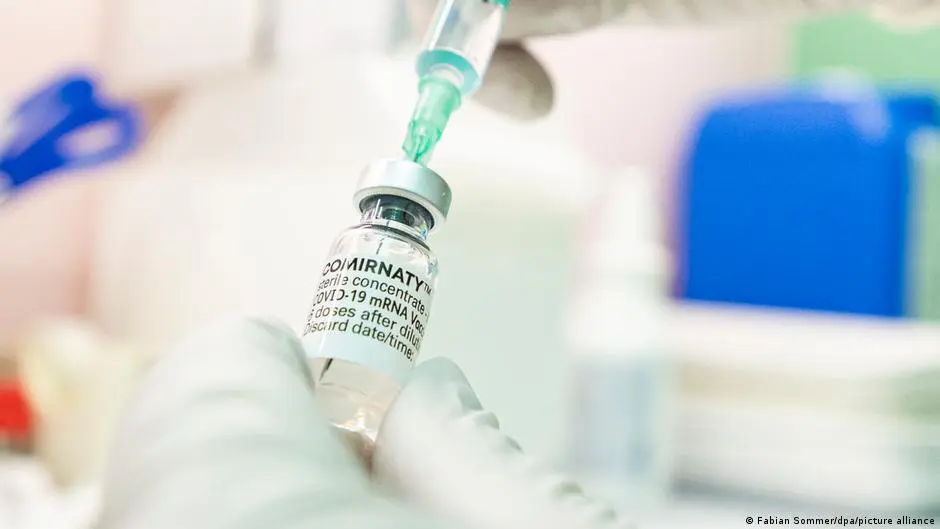 J&J asks US FDA to authorize booster shots of Covid vaccine .