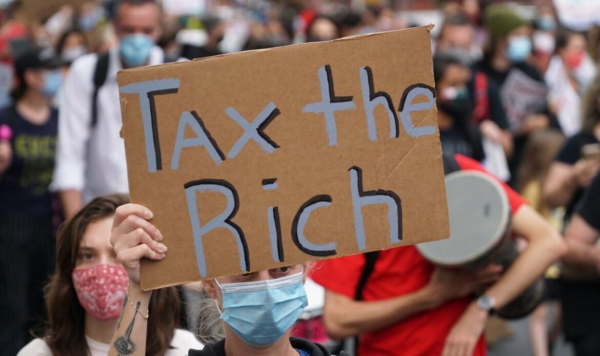 Canada’s ‘tax the rich’ plan leaves big debt risk untouched