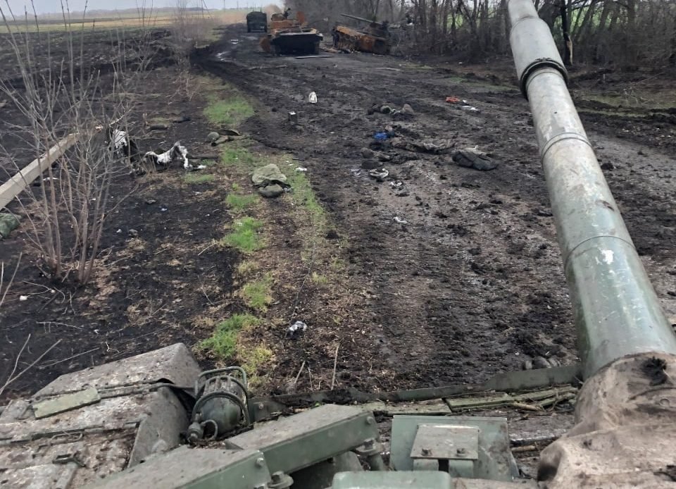 Волчанск тяжелые бои. Бои за Изюм. Бои под Синьковкой. Бои под изюмом 2022.