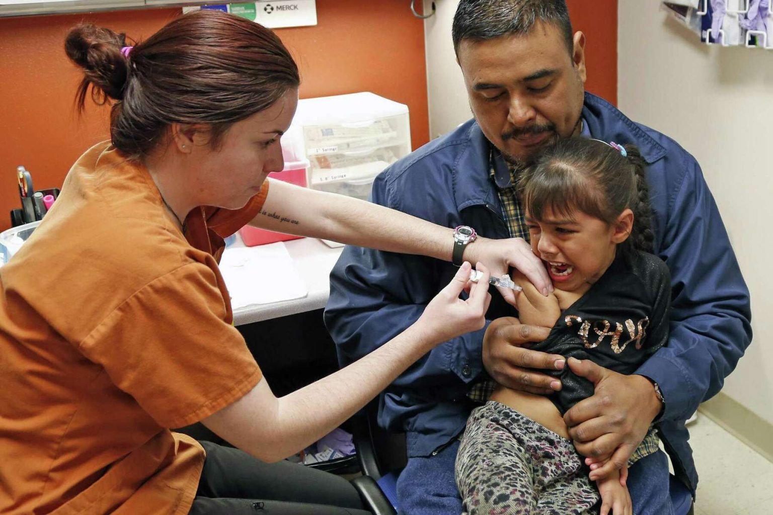 Is it Covid, flu or RSV? A few hallmarks can help distinguish among the illnesses