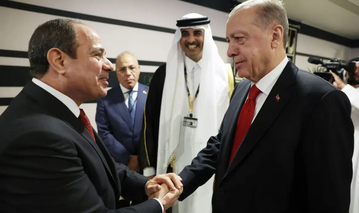 Turkish and Egyptian leaders meet at the World Cup in Qatar