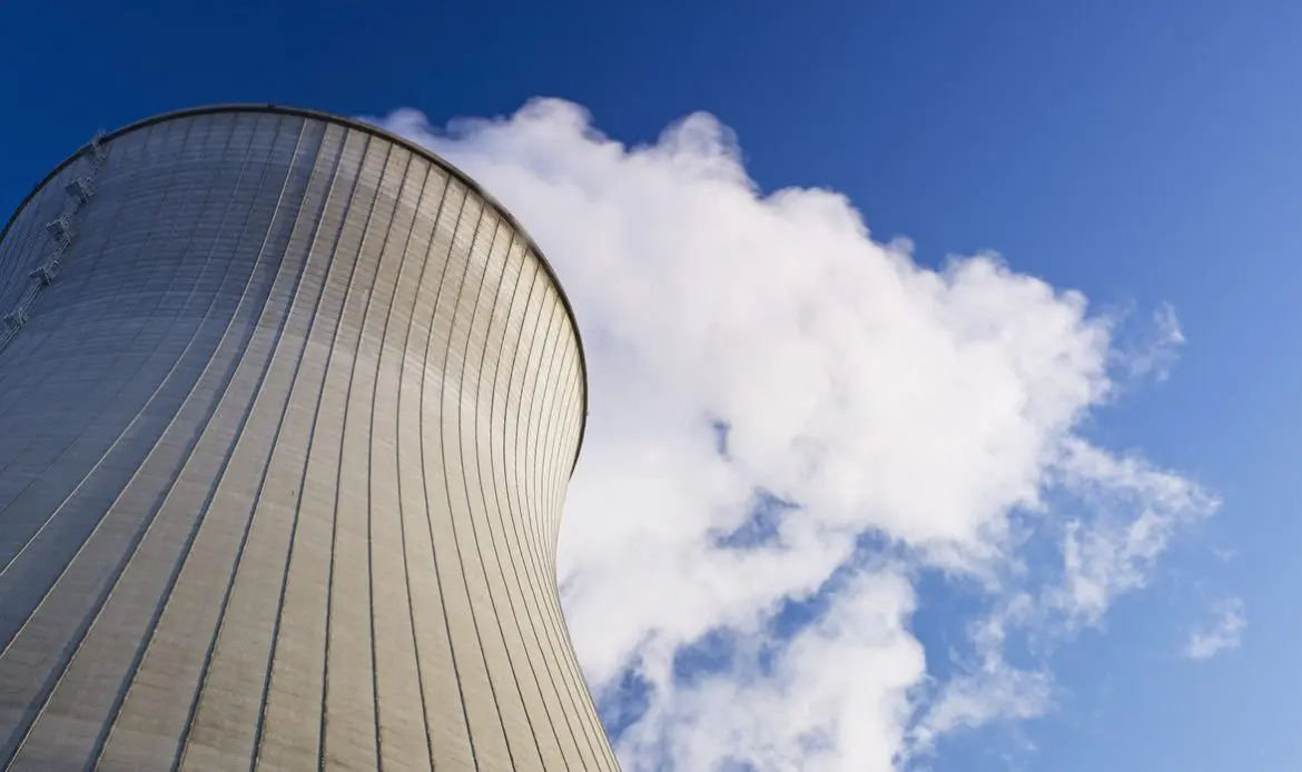 Russia reveals nuclear power ambitions.