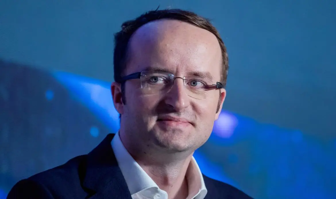 CEO Kris Marszalek: Red flags from business past.