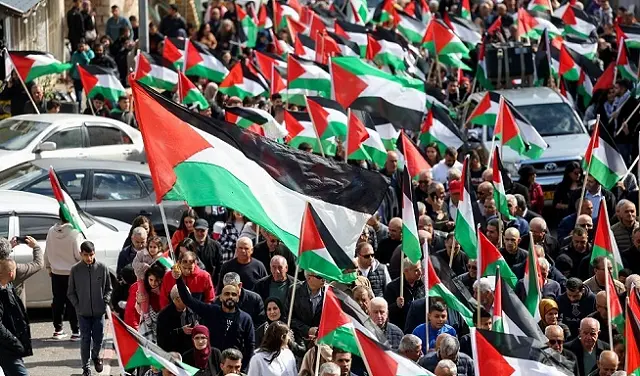 Thousands of Palestinians commemorate Land Day in Sakhnin