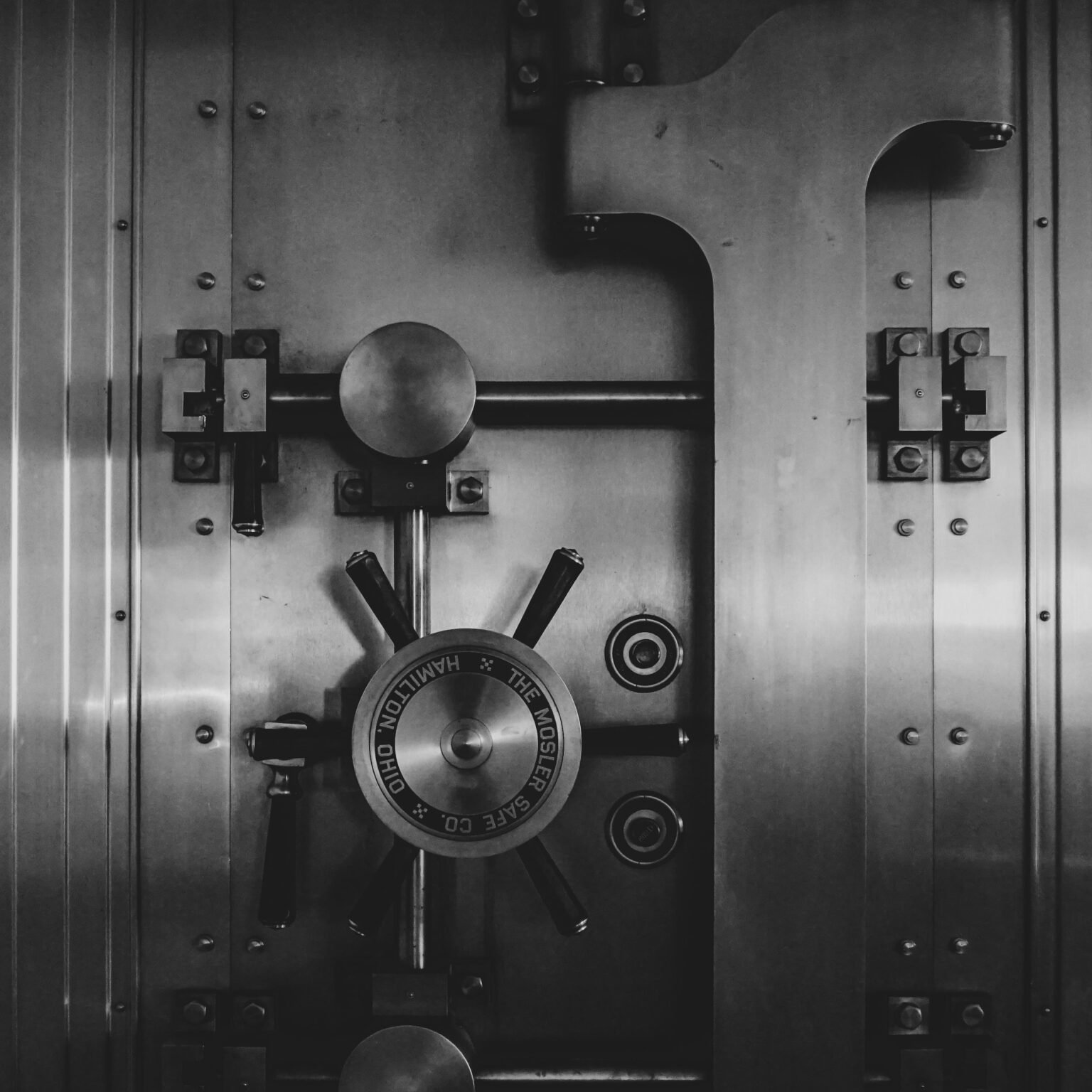 Is my money safe after bank collapses? Former Goldman Sachs CEO says sort of