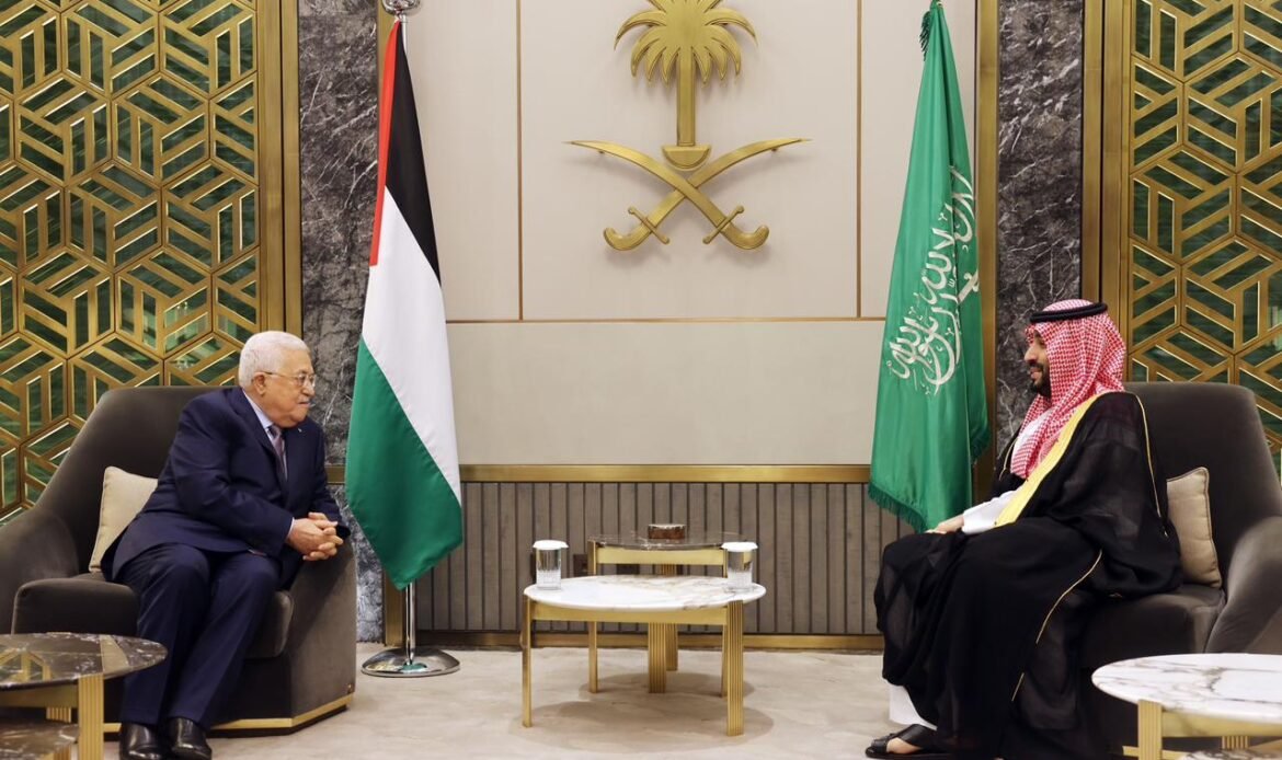 President Abbas meets with Saudi Crown Prince