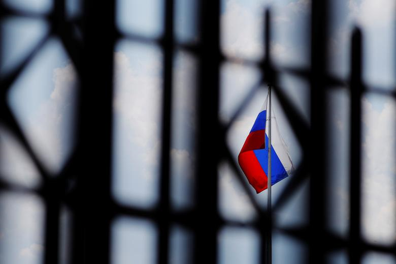 Russia interested in Iran aircraft industry experience under sanctions