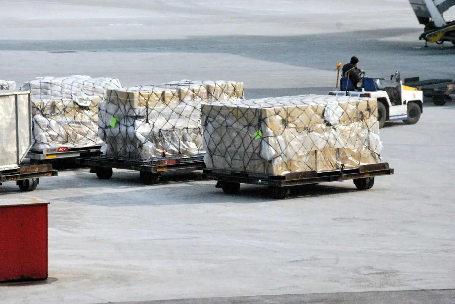 EU reaches deal on Ukrainian food imports