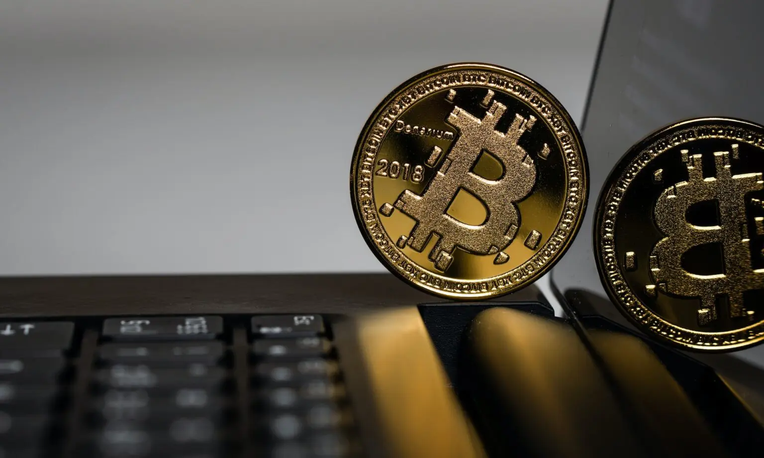 Is a Bullish Surge Predicted for the Bitcoin Price? Expert Crypto Analysts Weigh In on BTC’s Momentum