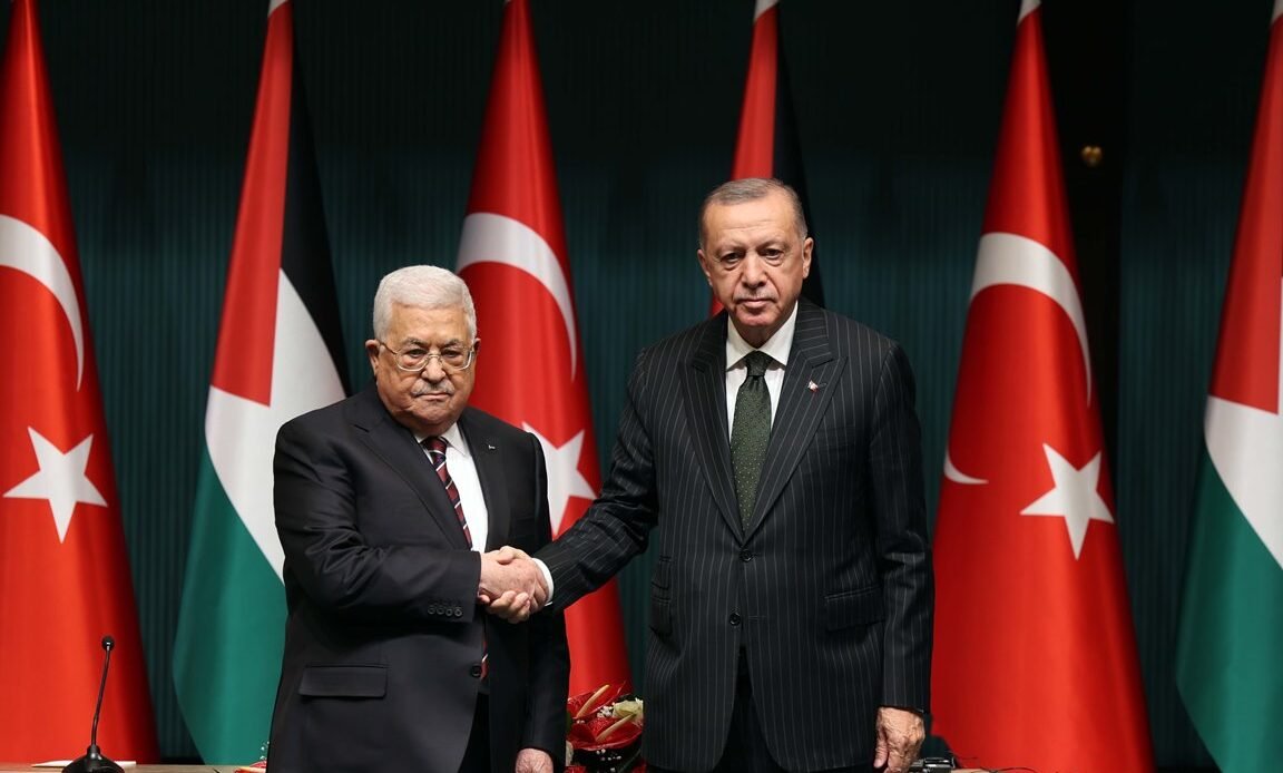 President Abbas congratulates Erdogan for winning Turkey re-election