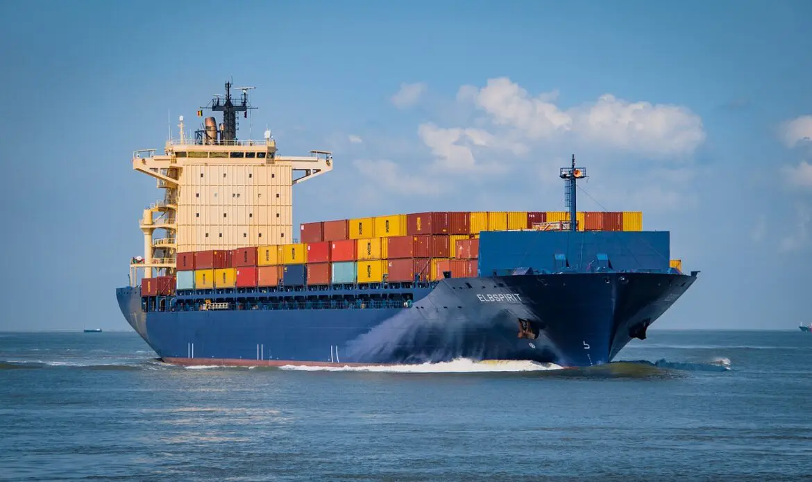 Germany greenlights Chinese stake in Hamburg Port