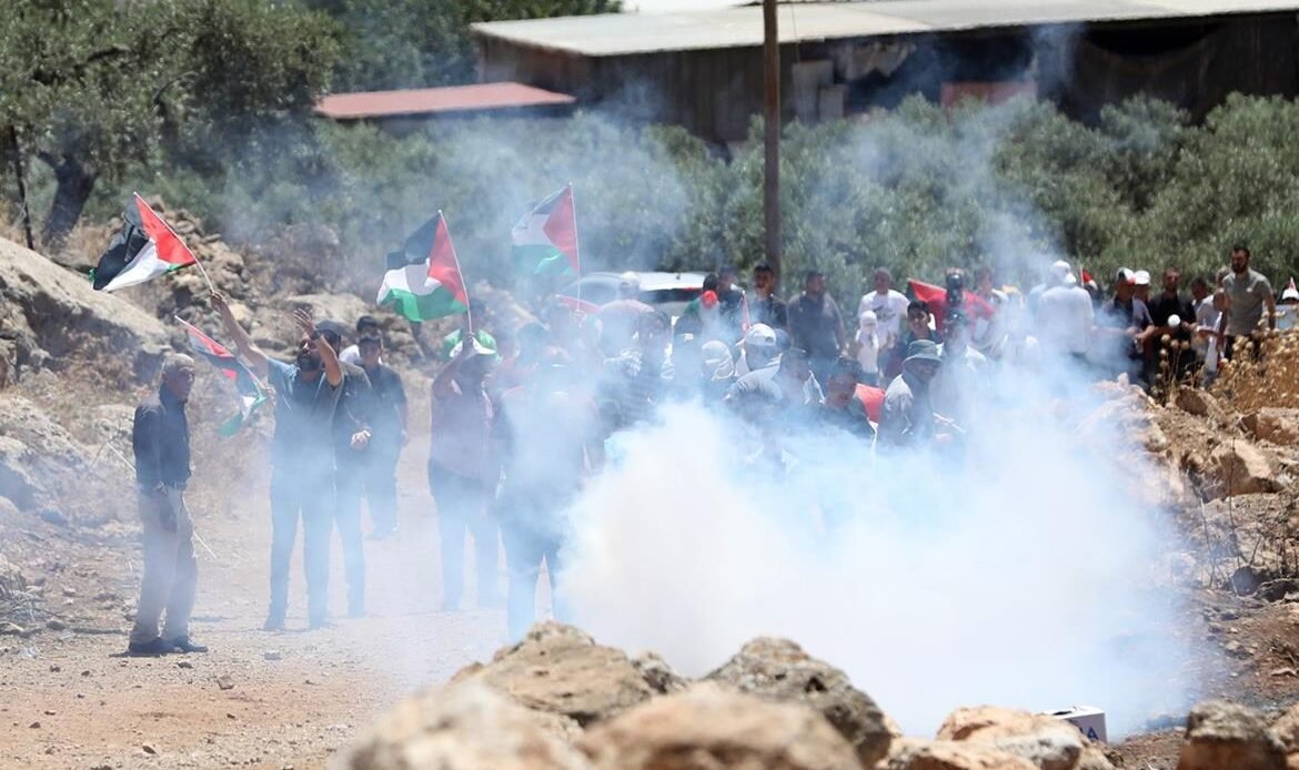 Israeli forces quell Kafr-Qaddoum anti-settlement march , three youths shot and injured