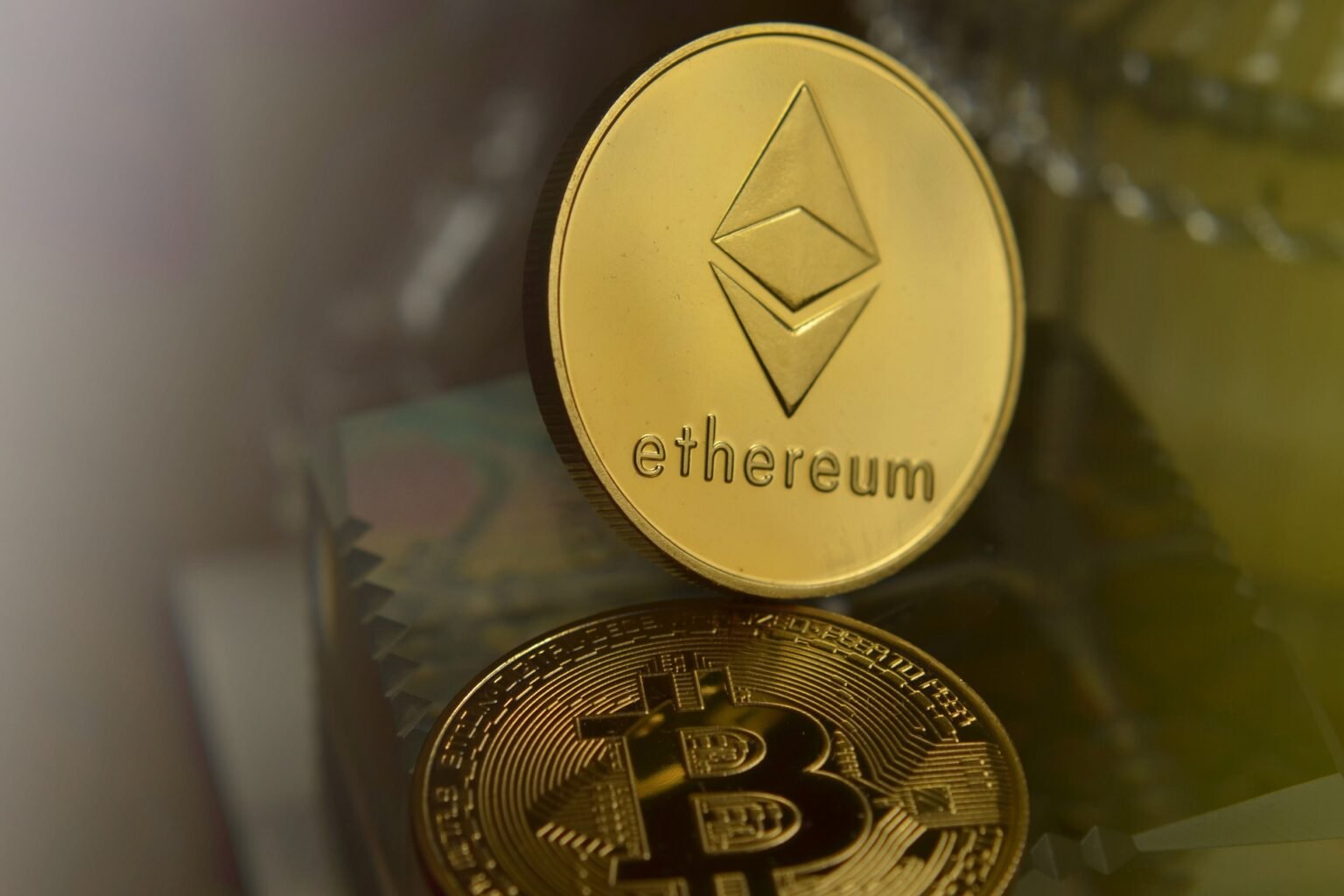 Bitcoin Price & Ethereum Prediction: BTC & ETH Dip by 3% – Anticipating the Week Ahead in Crypto Market