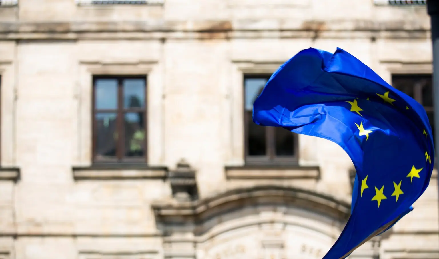EU to break ranks with US on Russia and China trade