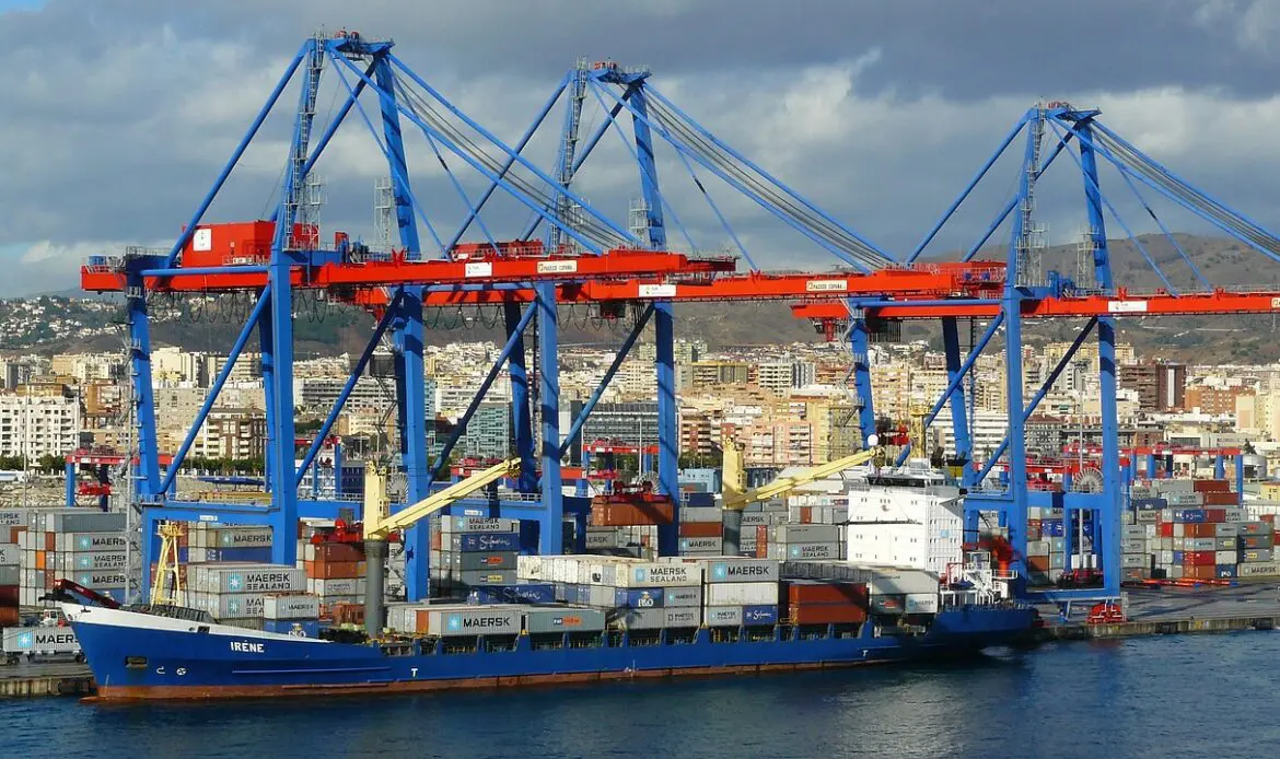 Türkiye to hike transit fee through strategic waterways