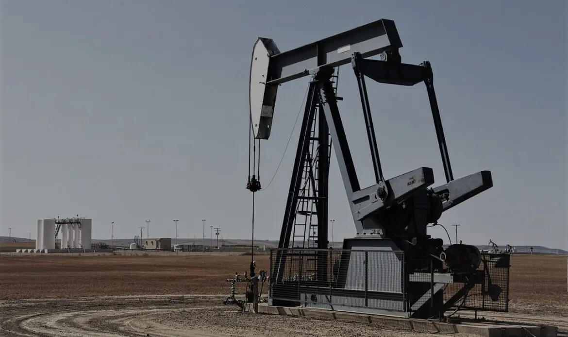 OPEC+ sticks to 2023 oil production targets as Saudi Arabia announces further voluntary cuts