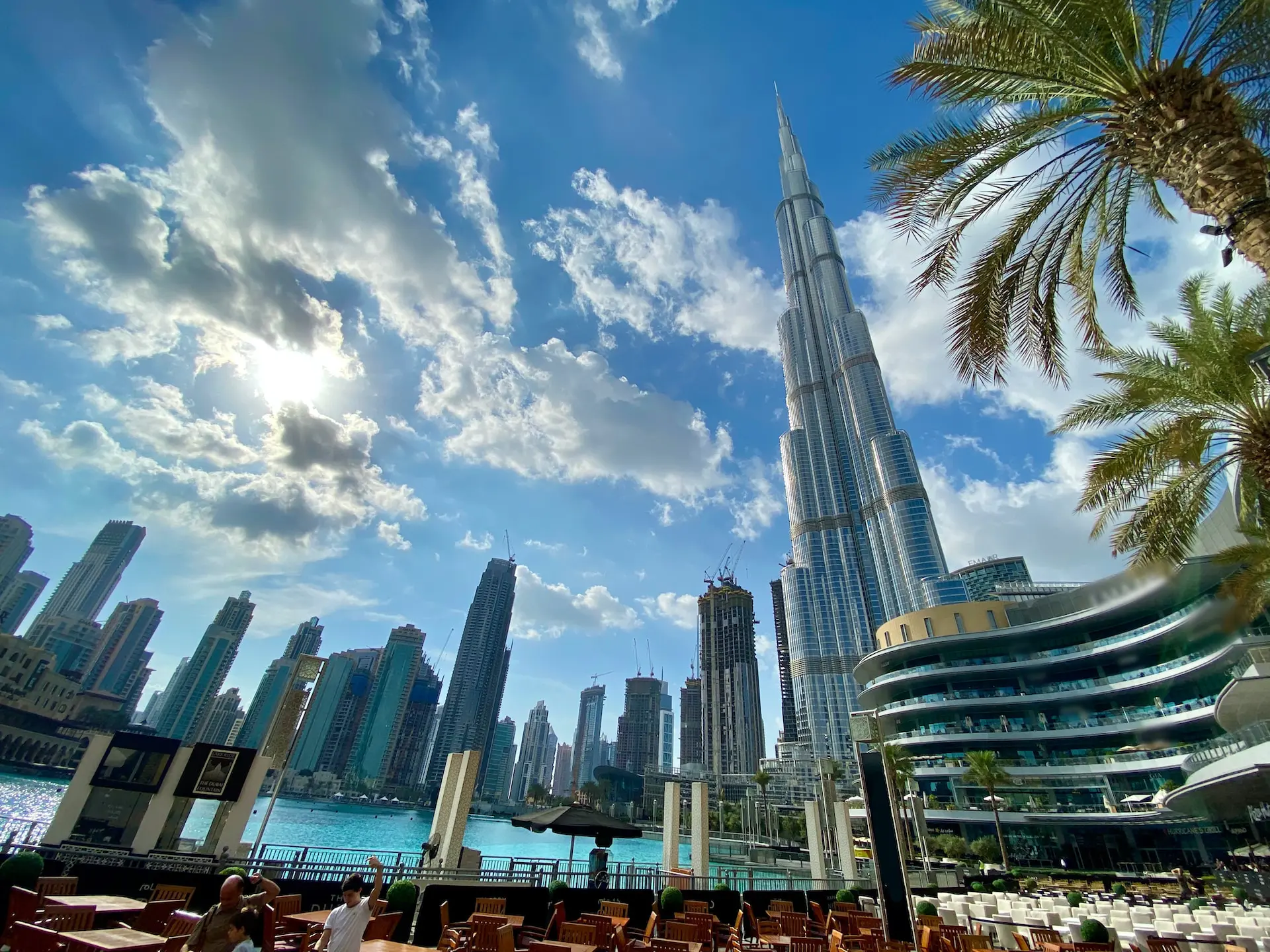Dubai revives abandoned mega-project