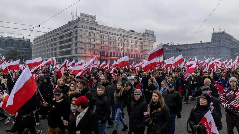 Nearly half of Poles against immediate Ukrainian NATO membership: poll