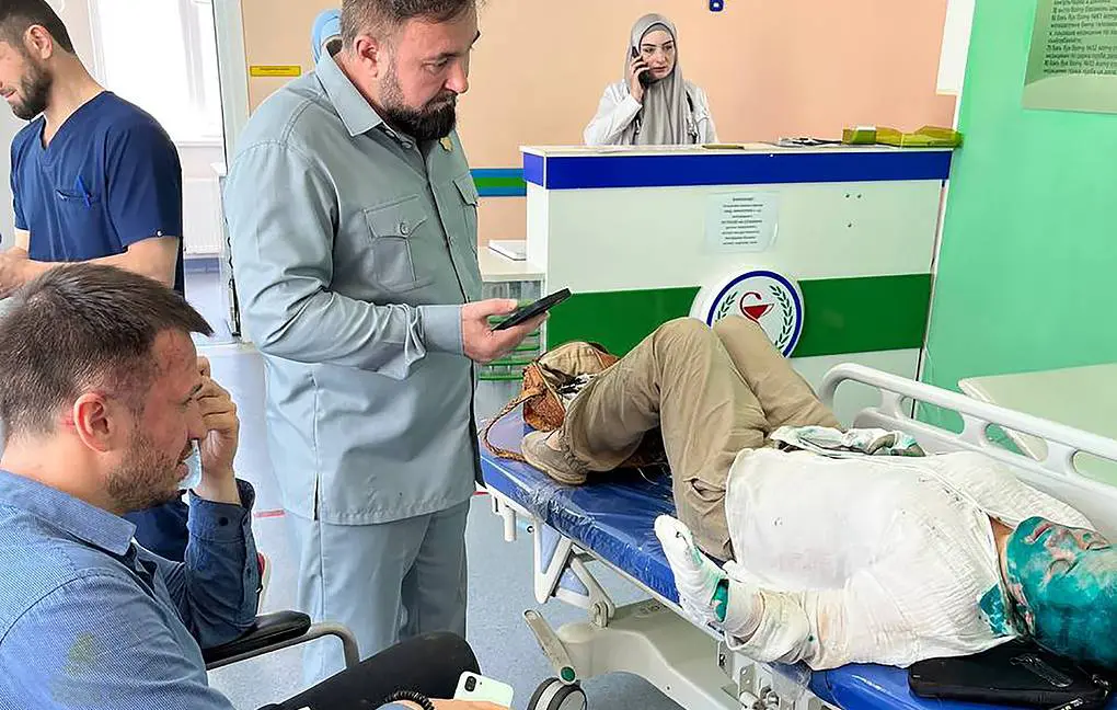 Attack on reporter, lawyer in Chechnya serious incident, Putin kept abreast, Kremlin says