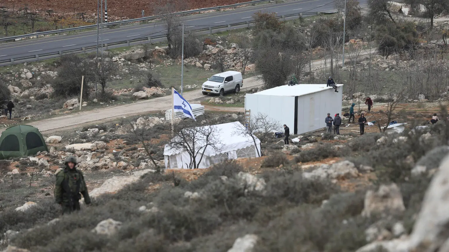 Israeli settlers set up new outpost near Jericho