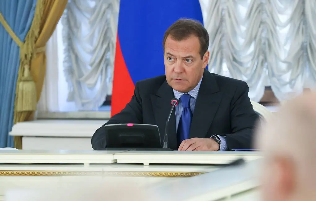 Medvedev points to risk of emergence of new artificial viruses