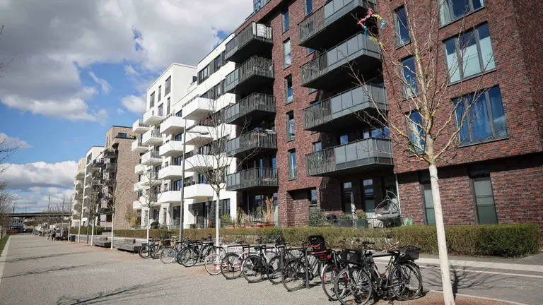 German government eyes rent freeze