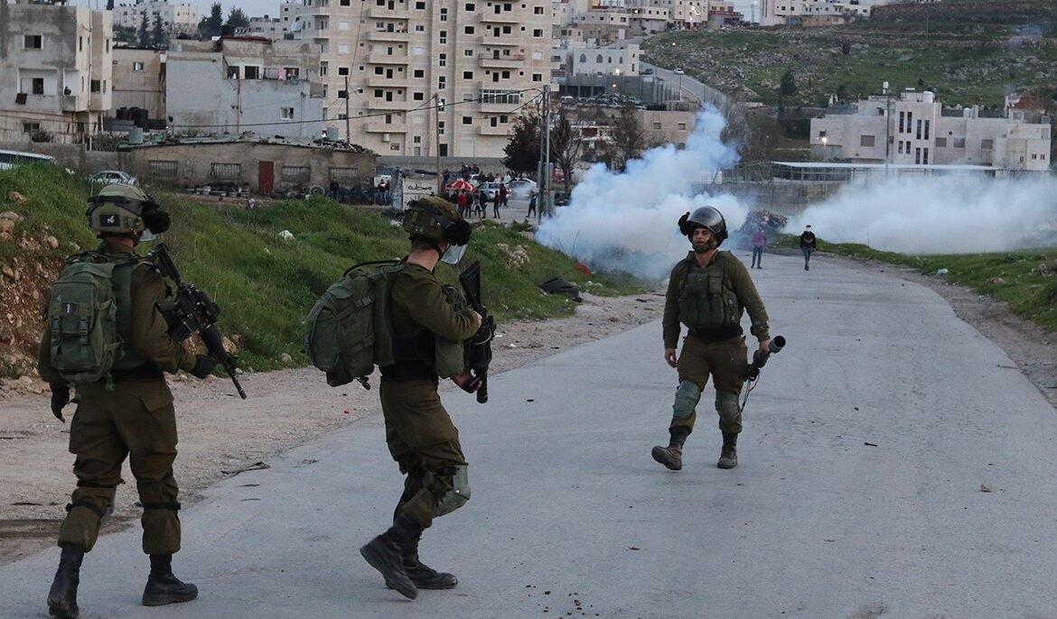 Confrontations erupt in refugee camp west of Ramallah, injuries reported