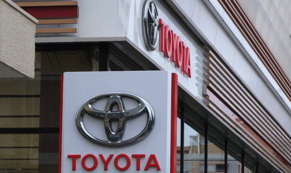 System glitch puts Toyota’s entire Japan production plants offline