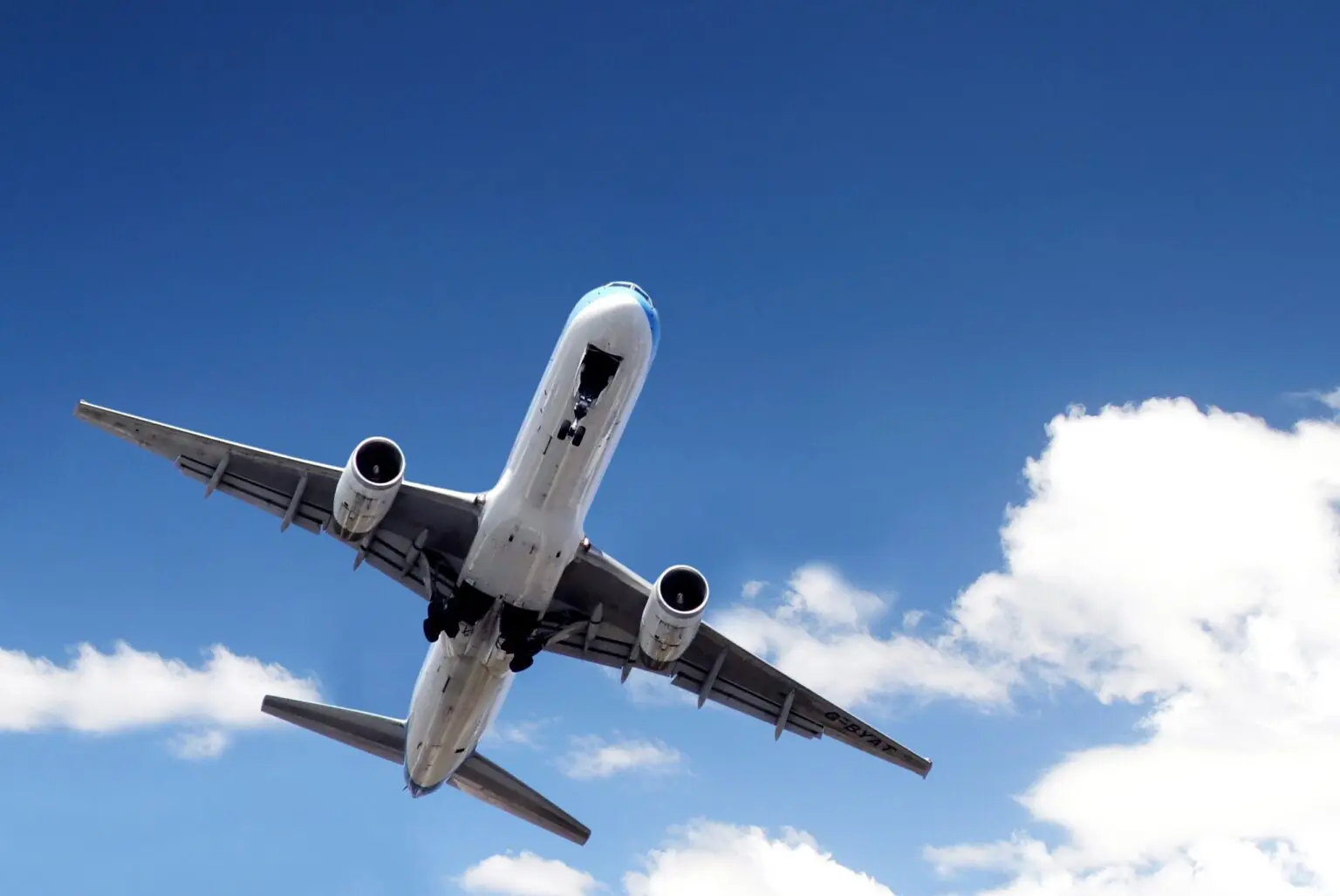 Updated SSJ 100 jet to perform maiden flight in September — UAC chief executive