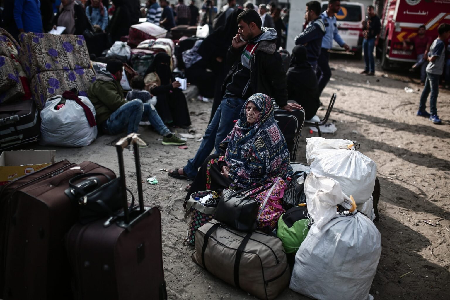 Evacuated Russian woman recounts bombing near Rafah crossing