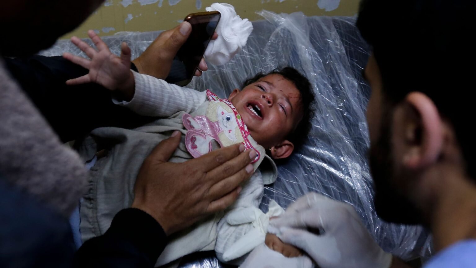 Israel, Hamas discussing hostage exchange on children-for-children formula — radio