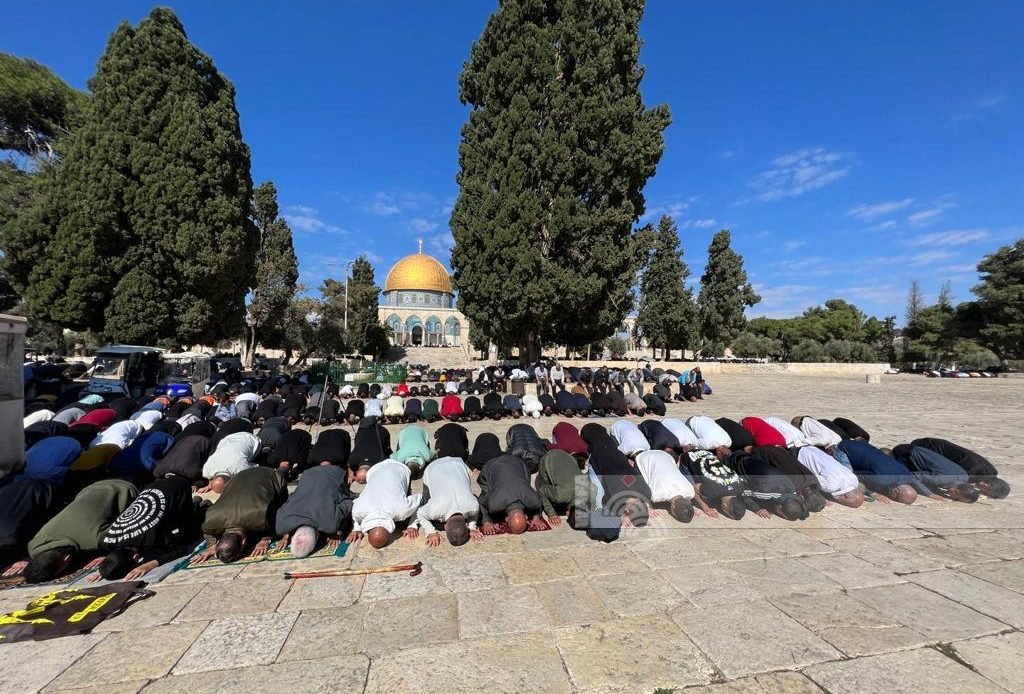 Israeli occupation hinders Friday prayers at Al-Aqsa Mosque