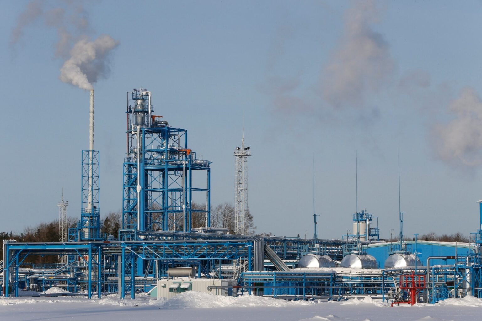 Gazprom plans to increase its gas processing capacity to 140 bln