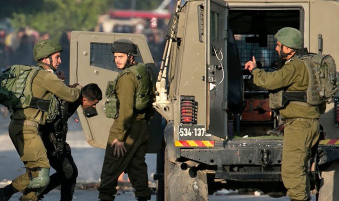 Israeli forces detain 25 Palestinians across West Bank
