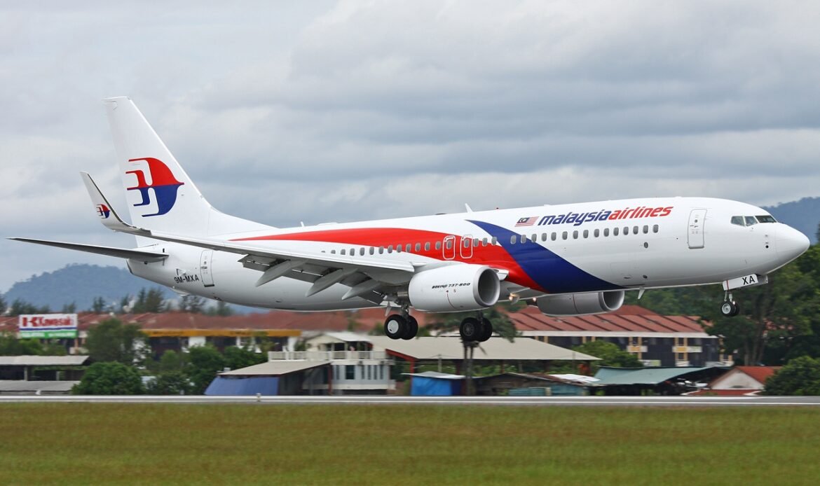 Malaysia Airlines flight to Bangkok makes a U-turn due to a pressurization issue