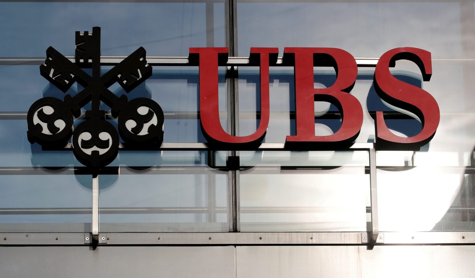 UBS lifts MSCI AC World index’s end-2024 forecast to 830