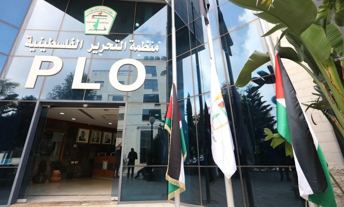PLO condemns attempts at forming alternative structures to PLO
