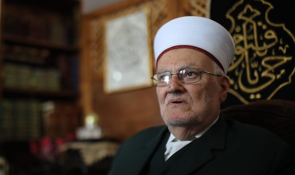 Israel bans former Grand Mufti from entering Al Aqsa Mosque