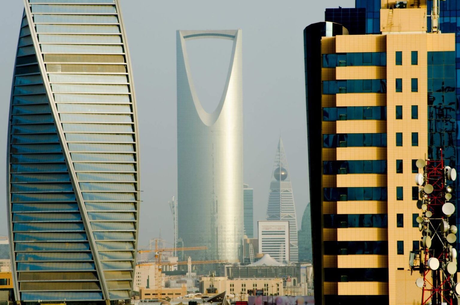 Saudi Arabia unveils updated investment law to facilitate foreign investors