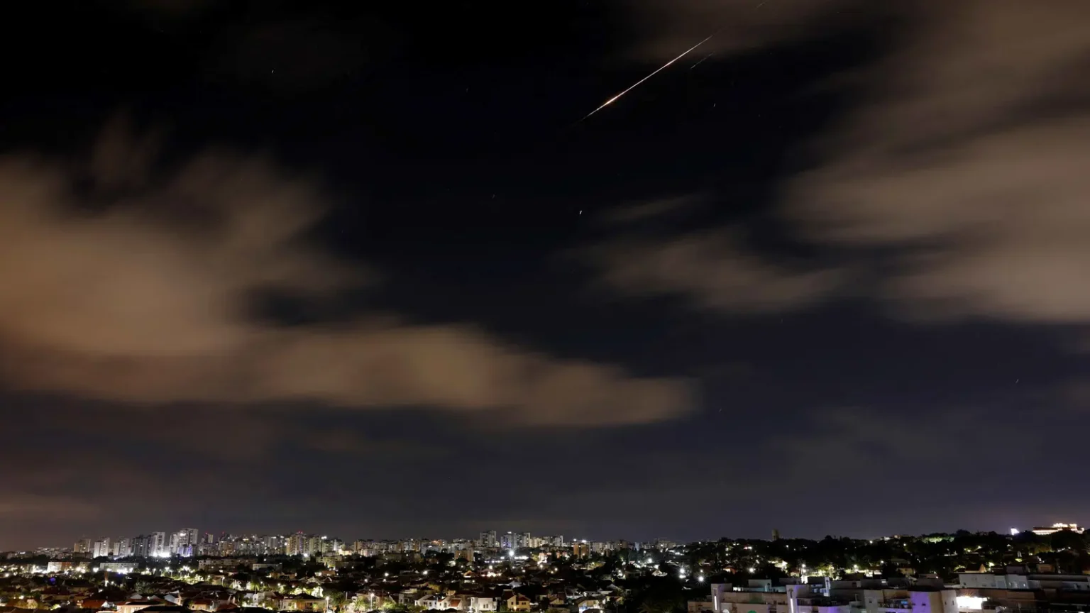 Yemeni Missiles Reveal Major Flaws in Israeli Defense Systems