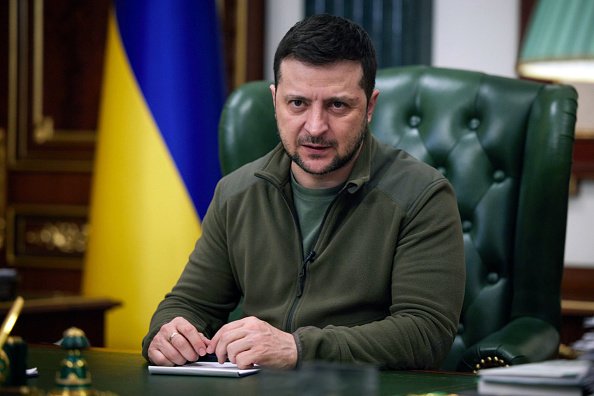 Zelensky Announces Sending Wheat Flour to Syria