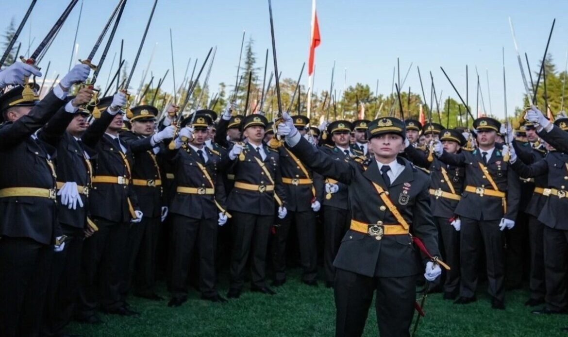 Turkish Defense Ministry Discharges Officers from the Army Turkish Defense Ministry Discharges Officers from the Army