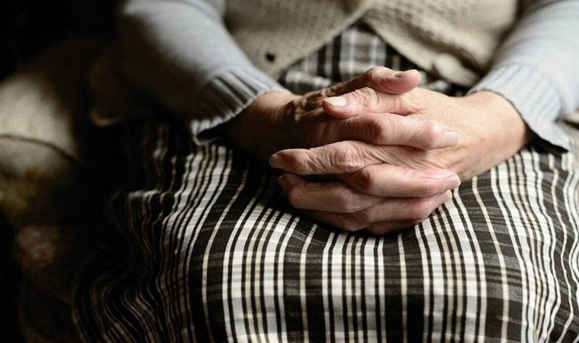 Chinese Centenarian Reveals Secret to Long Life Chinese Centenarian Reveals Secret to Long Life