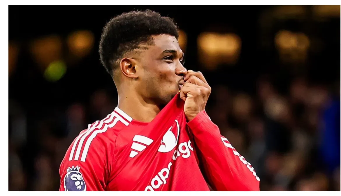 Man Utd winger Diallo signs new contract until 2030