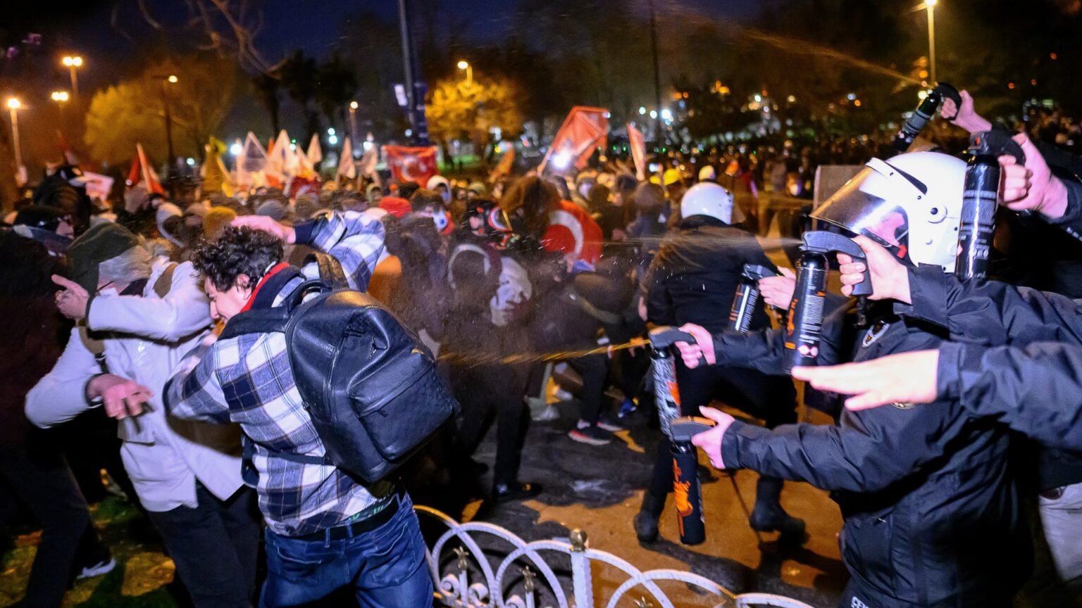 Turkey Bans Protests in Istanbul, Ankara, and Izmir Amid Political Tensions Turkey Bans Protests in Istanbul, Ankara, and Izmir Amid Political Tensions
